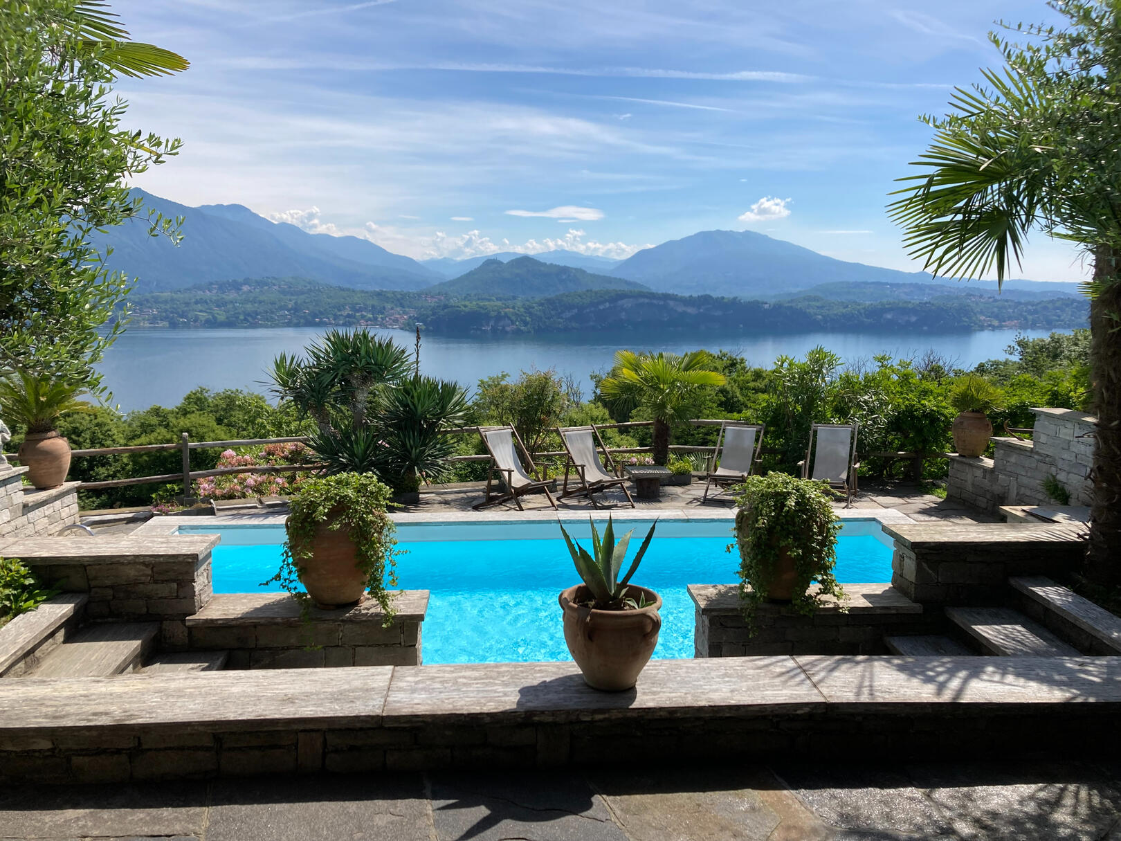 Lakeview swimming pool at Casa Gallo near Stresa